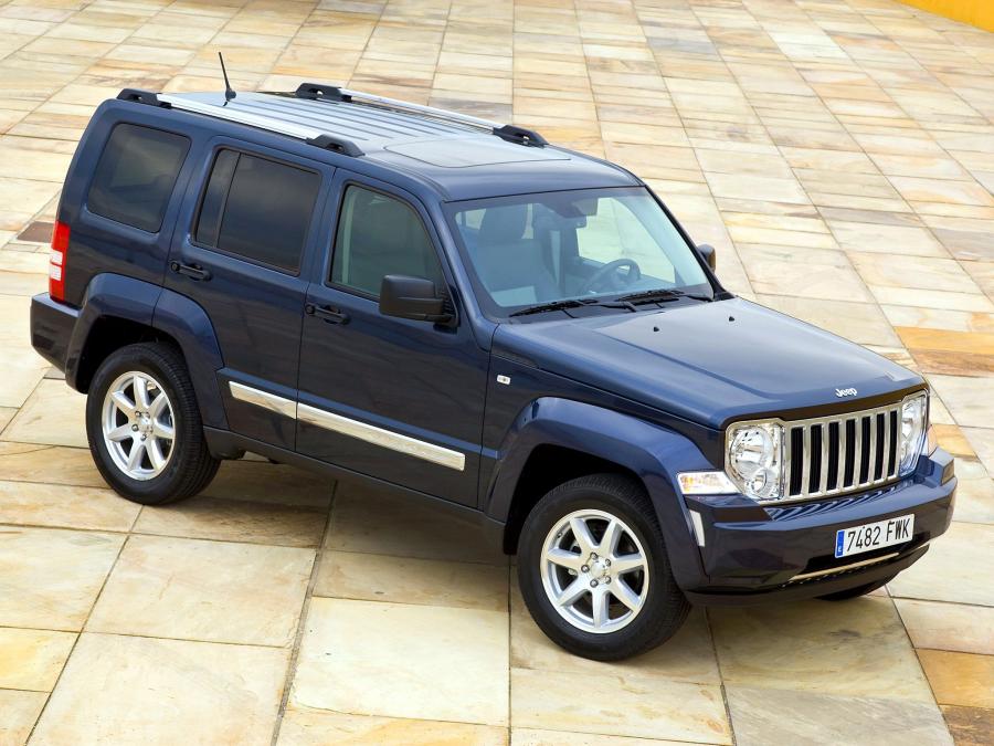  Jeep Cherokee Limited CRD 2007 года  (фото 22 из 30)